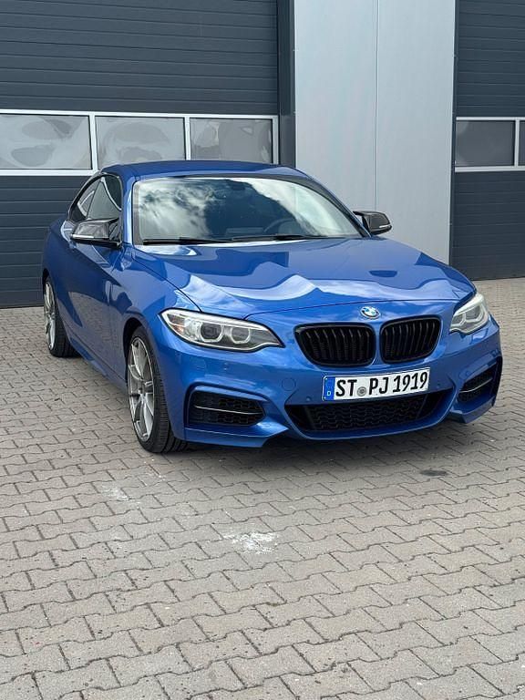 Blau Gebraucht 2014 BMW M235 M Performance Coupé | 20.200 € (Superpreis) - Bild 1/4