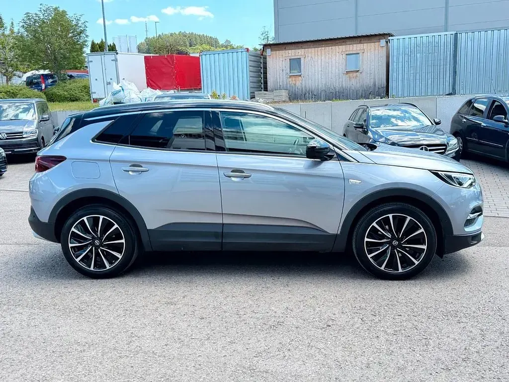 Gebraucht Opel Grandland X Ultimate 181 PS (133 kW) 2021 Quartz/artense grey SUV