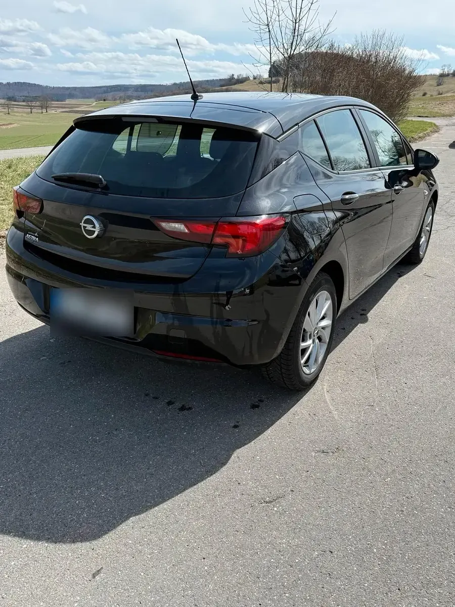 Gebraucht Opel Astra 125 PS (91 kW) 2019 Schwarz Limousine