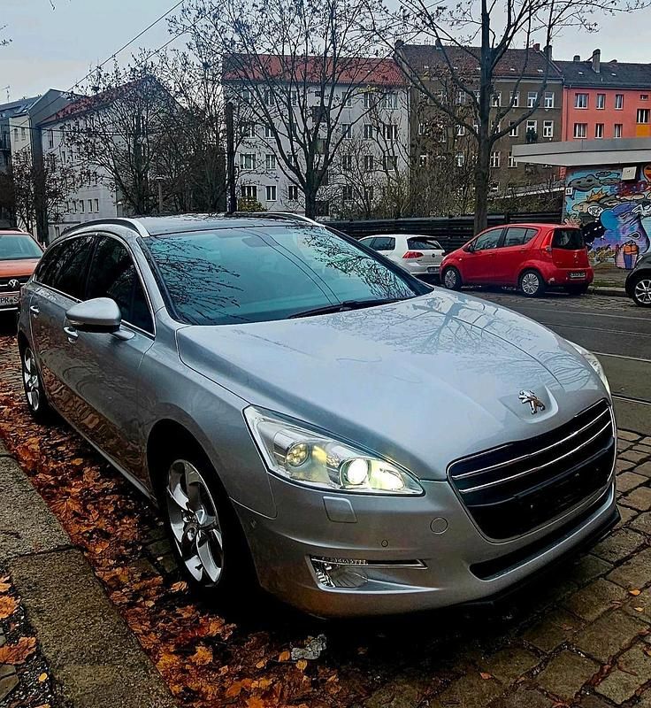 Silber Gebraucht 2012 Peugeot 508 Kombi | 4.490 € (Guter Preis) - Bild 1/4