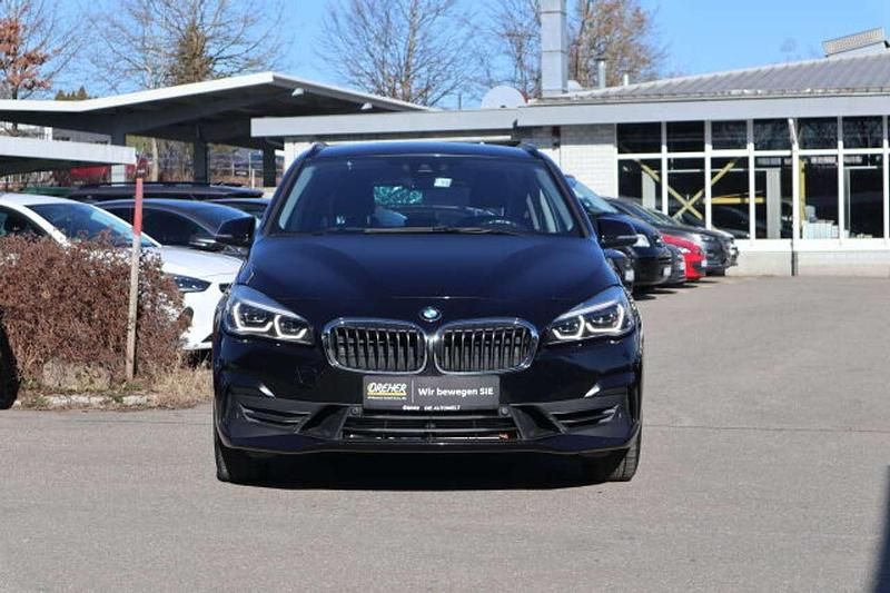 Gebraucht BMW 220 Active Tourer Advantage 192 PS (141 kW) 2018 Black sapphire Van / Kleinbus