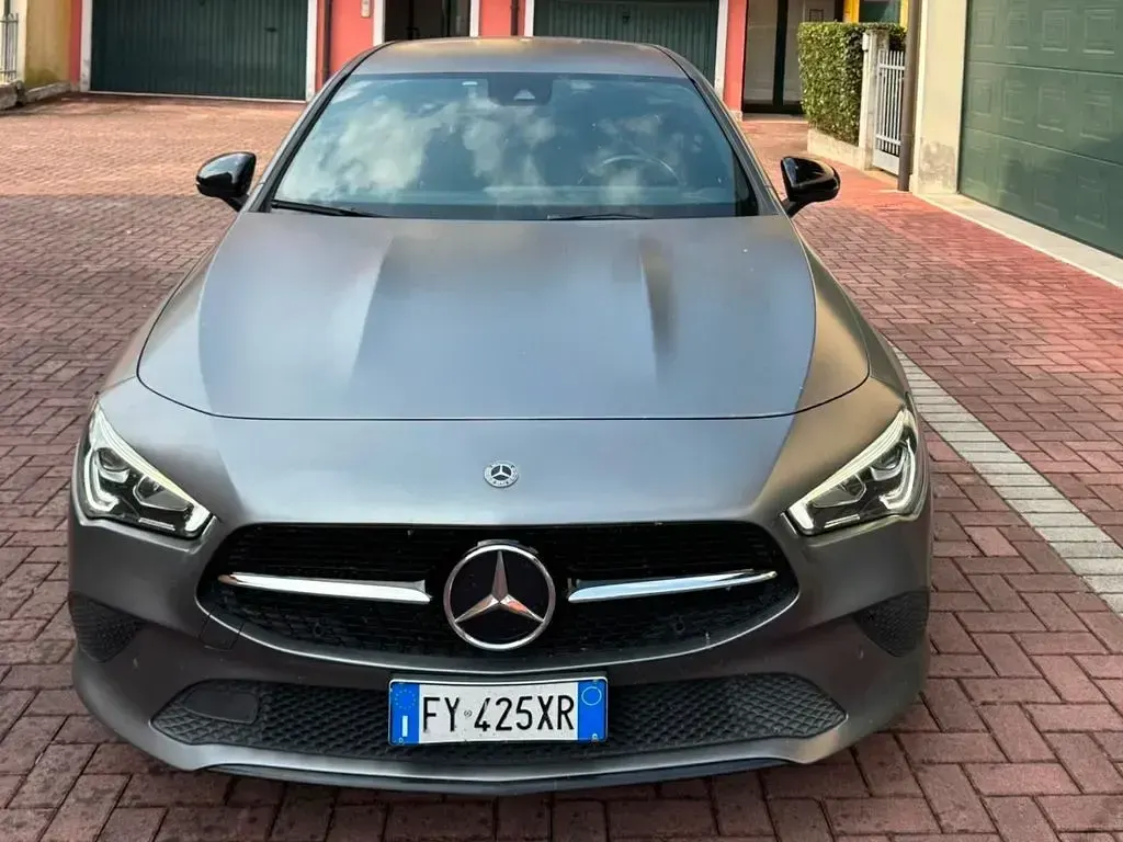 Gebraucht Mercedes CLA180 116 PS (85 kW) 2019 Silber Coupé