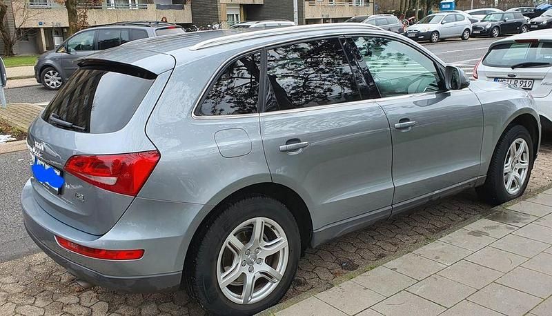Gebraucht Audi Q5 Sport 143 PS (105 kW) 2011 Grau SUV