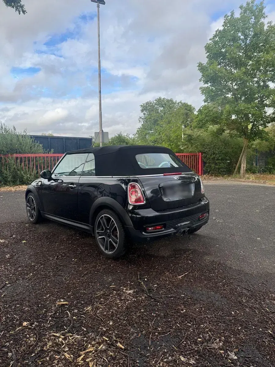 Gebraucht Mini Cooper S Cabriolet 184 PS (135 kW) 2012 Schwarz Cabrio