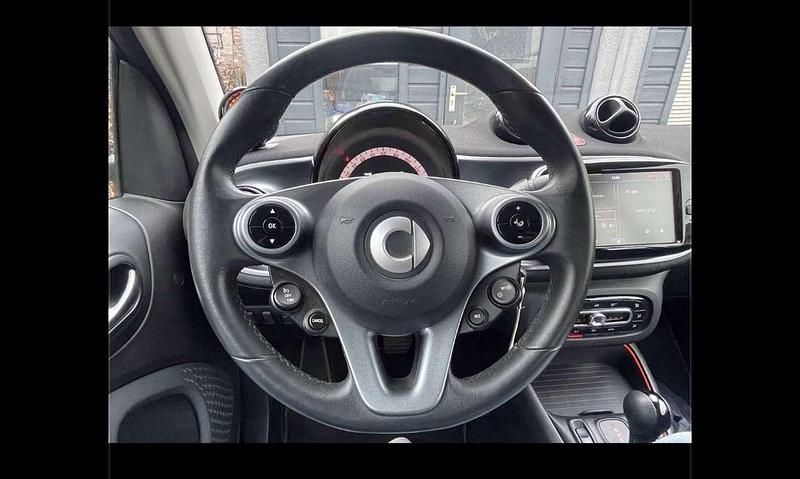 Gebraucht Smart ForTwo Electric Drive Passion 60 kW (82 PS) 2020 Schwarz Cabrio