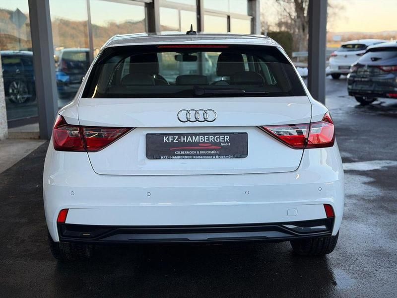 Gebraucht Audi A1 Sportback Advanced 150 PS (110 kW) 2020 Weiß Kleinwagen