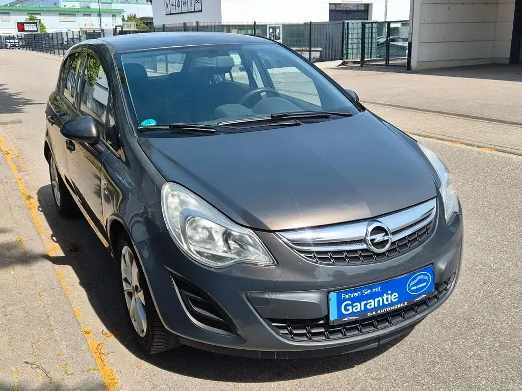 Gebraucht Opel Corsa Active 87 PS (63 kW) 2013 Grau Kleinwagen