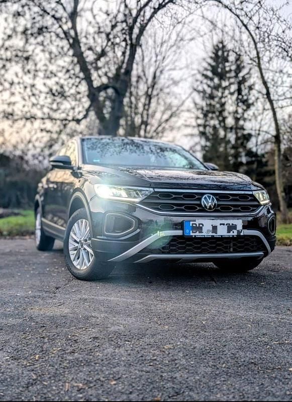 Gebraucht VW T-Roc 110 PS (80 kW) 2023 Schwarz SUV