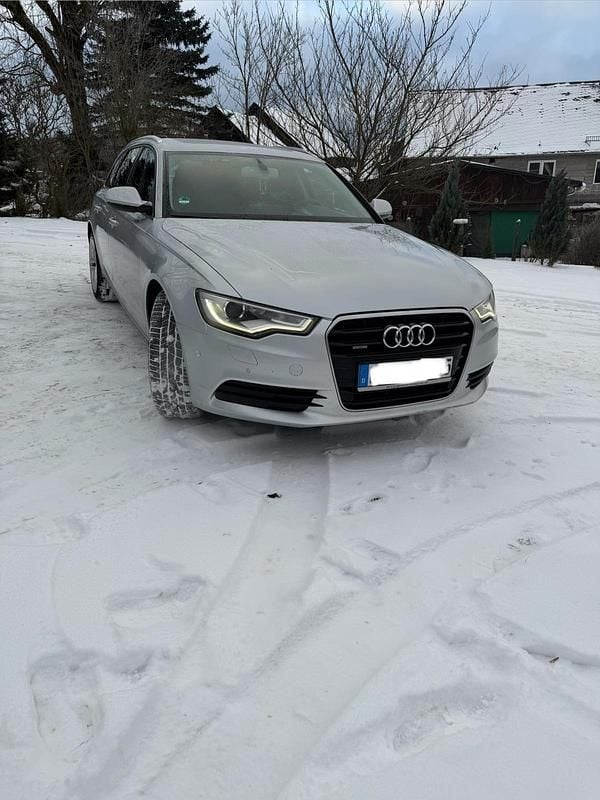 Silber Gebraucht 2012 Audi A6 Kombi | 11.500 € (Guter Preis) - Bild 1/4