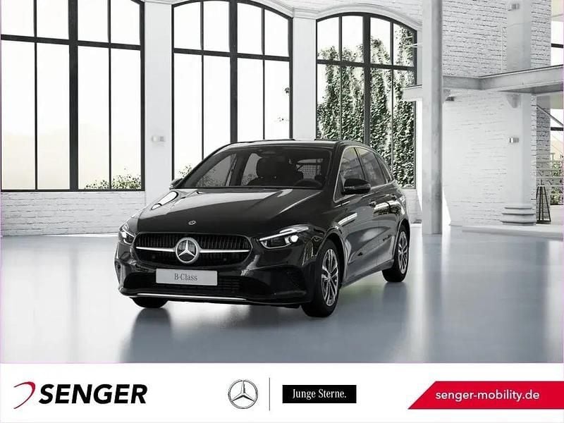 Gebraucht Mercedes B200 Progressive 163 PS (119 kW) 2025 Schwarz Van / Kleinbus
