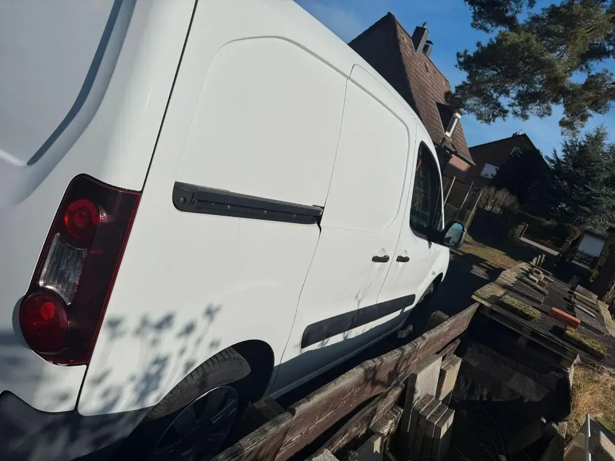 Gebraucht Citroën Berlingo 90 PS (66 kW) 2015 Weiß Van / Kleinbus