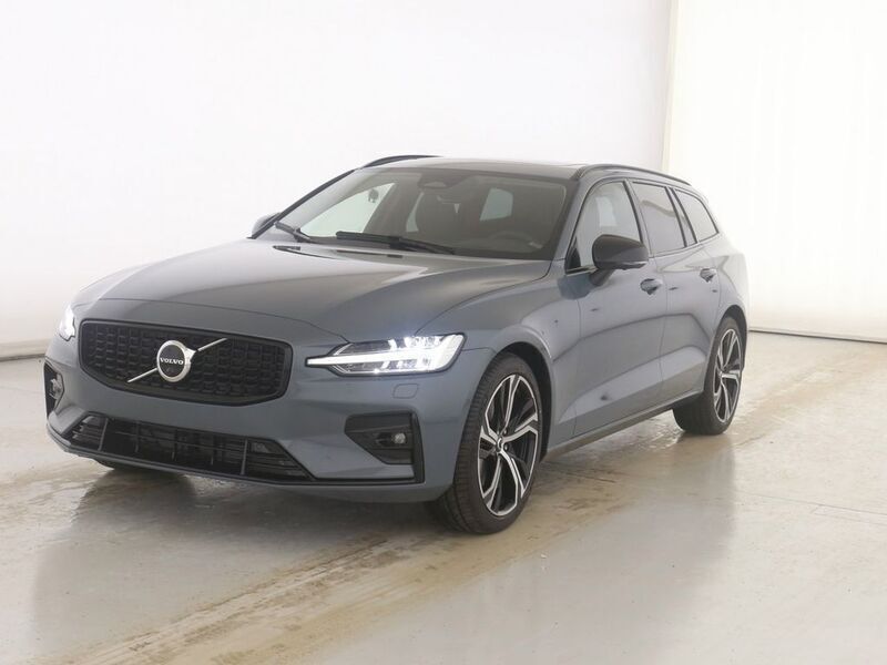 Gebraucht Volvo V60 Ultimate 197 PS (144 kW) 2024 Thunder grey / metallic Kombi