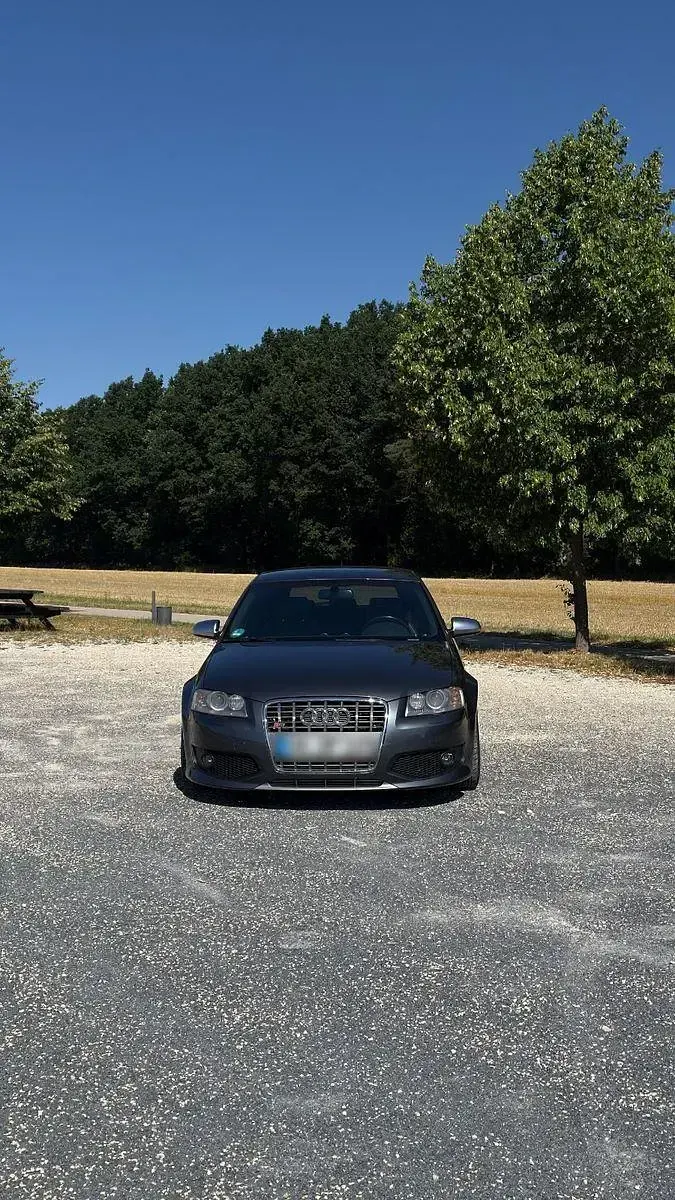 Gebraucht Audi S3 Performance 265 PS (194 kW) 2007 Grau Kleinwagen