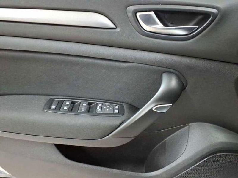 Gebraucht Renault Mégane IV Intens 116 PS (85 kW) 2023 Grau Limousine