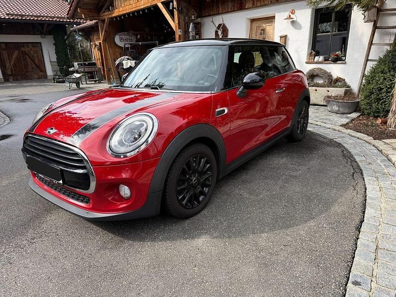 Gebraucht Mini Cooper Chili 136 PS (100 kW) 2017 Rot Kleinwagen