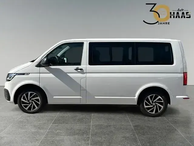Usata VW Multivan R 114 CV (83 kW) 2021 Andere Monovolume