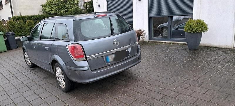 Gebraucht Opel Astra 102 PS (75 kW) 2006 Grau Kombi