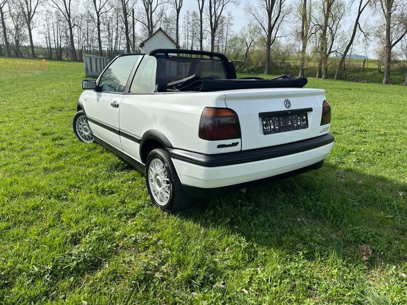 Gebraucht VW Golf Cabriolet 90 PS (66 kW) 1995 Weiß Cabrio