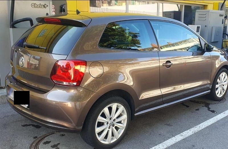 Second-hand VW Polo 60 CP (44 kW) 2012 Maro Hatchback
