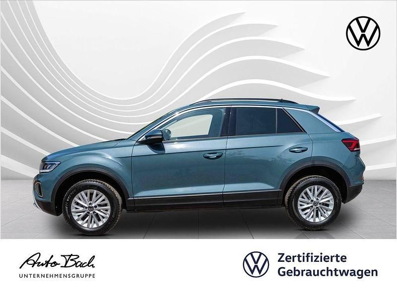 Gebraucht VW T-Roc Life 116 PS (85 kW) 2024 Petroleum blue metallic SUV