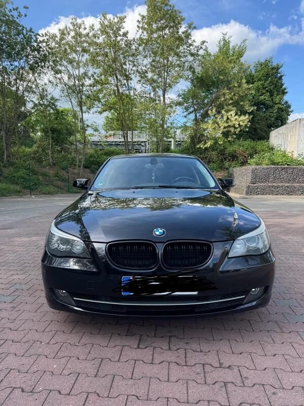 Schwarz Gebraucht 2008 BMW 525 Limousine | 9.000 € (Etwas zu teuer) - Bild 1/4