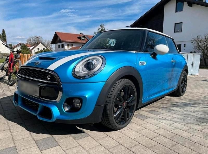 Blau Gebraucht 2016 Mini John Cooper Works Kleinwagen | 17.490 € - Bild 1/4