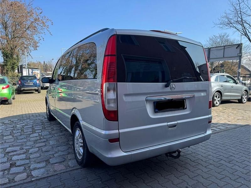 Gebraucht Mercedes Viano 150 PS (110 kW) 2006 Silber Van / Kleinbus