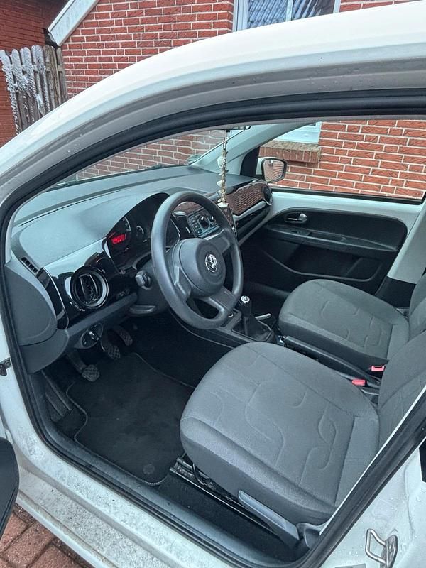 Gebraucht VW up! move up! 60 PS (44 kW) 2015 Weiß Kleinwagen