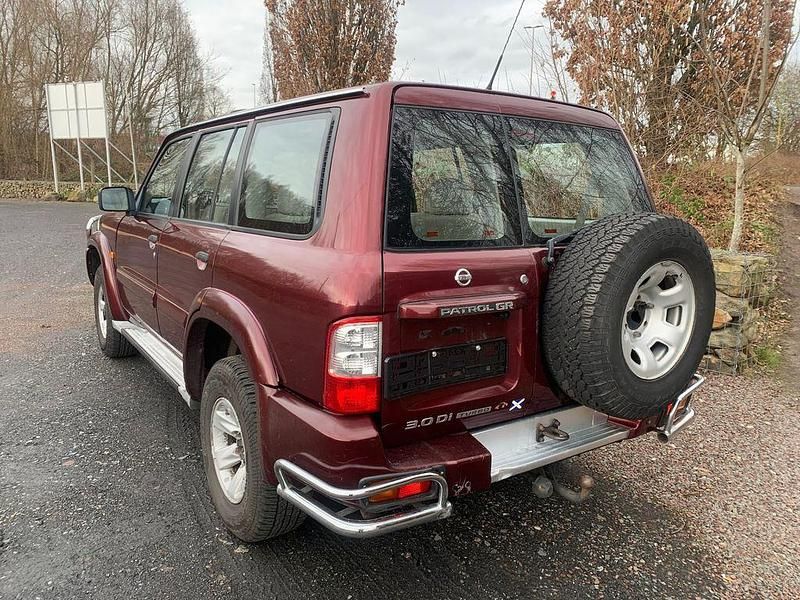 Gebraucht Nissan Patrol 160 PS (117 kW) 2004 Rot SUV