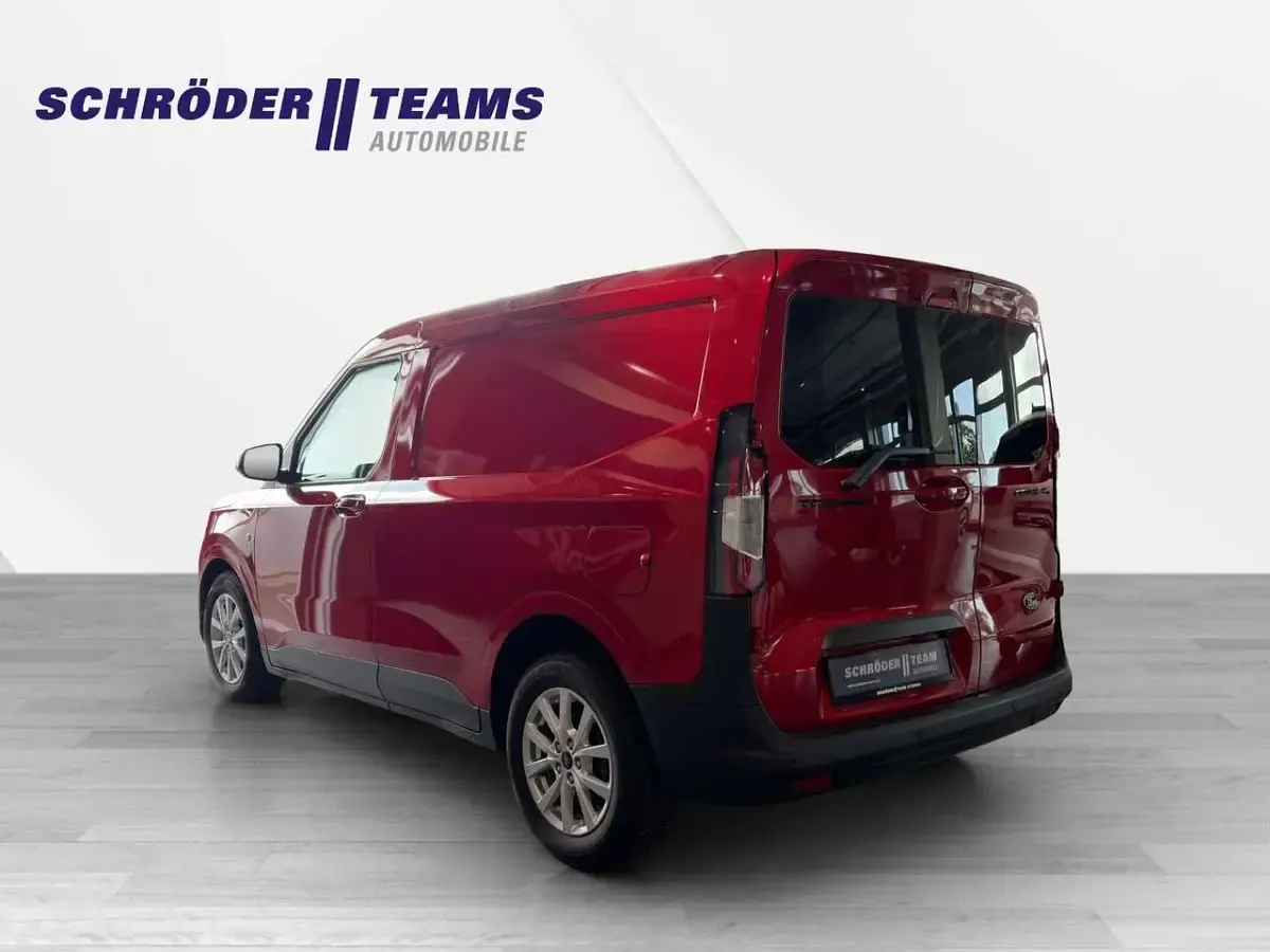 Gebraucht Ford Courier Limited 101 PS (74 kW) 2024 Fantasticred Van / Kleinbus