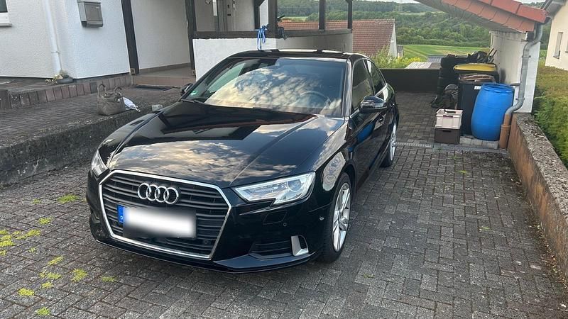 Schwarz Gebraucht 2017 Audi A3 Advanced Limousine | 15.900 € (Superpreis) - Bild 1/4