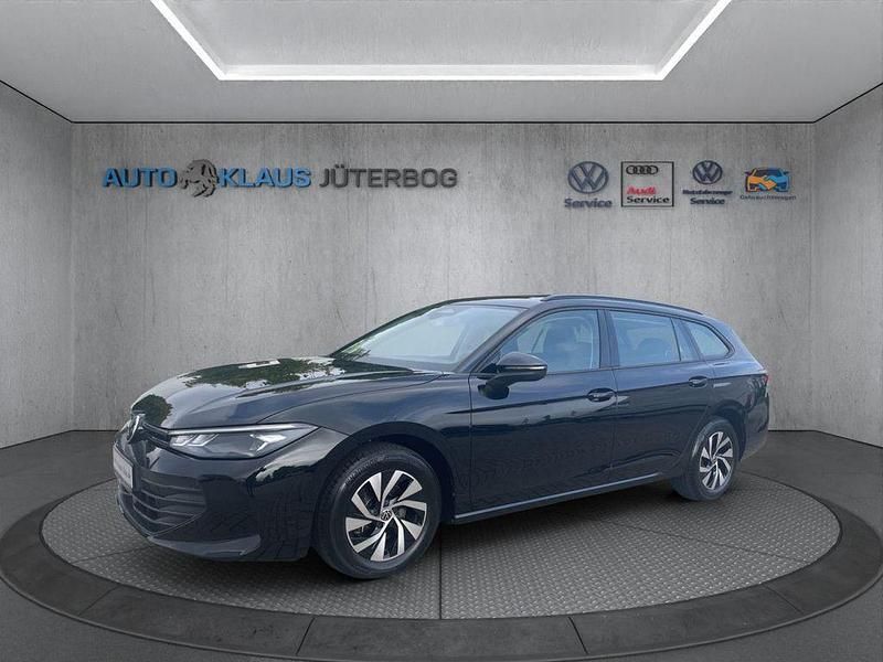 Schwarz Gebraucht 2024 VW Passat Kombi | 31.995 € (Guter Preis) - Bild 1/4