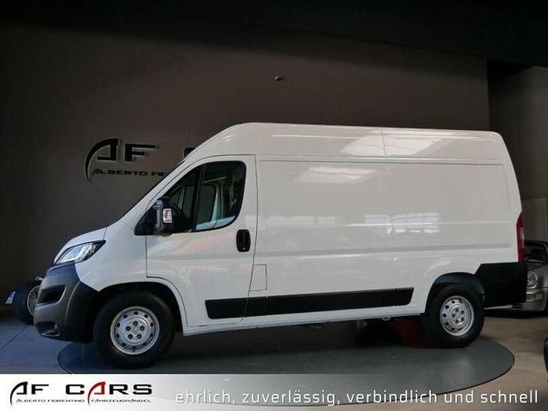 Gebraucht Peugeot Boxer 165 PS (121 kW) 2019 Weiss Van