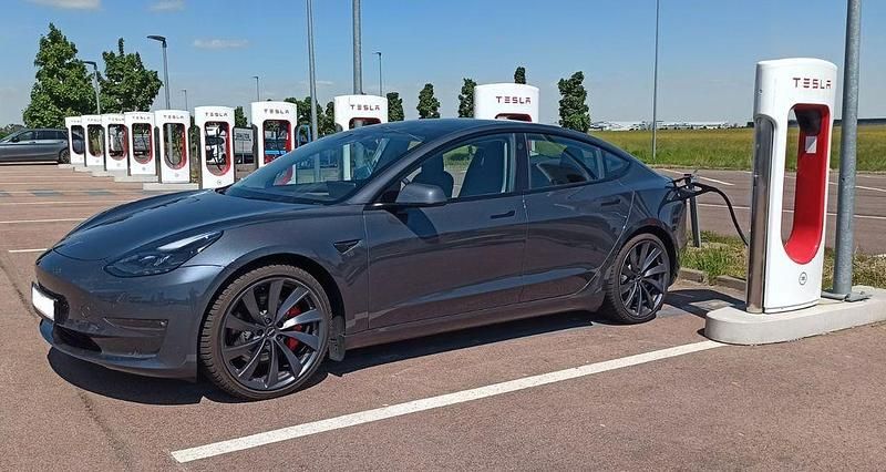 Gebraucht Tesla Model 3 Performance 377 kW (513 PS) 2023 Grau Limousine