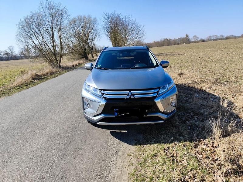 Gebraucht Mitsubishi Eclipse Cross 163 PS (119 kW) 2019 Grau SUV
