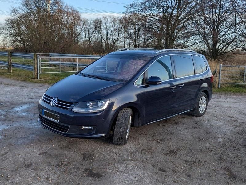 Gebraucht VW Sharan 140 PS (102 kW) 2013 Blau Van / Kleinbus