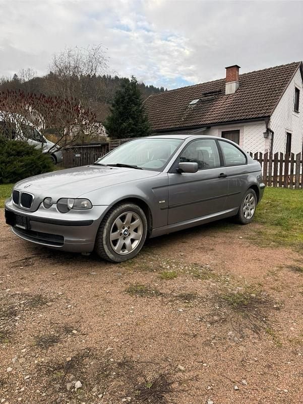 Silber Gebraucht 2003 BMW 316 Compact Kleinwagen | 400 € (Superpreis) - Bild 1/4