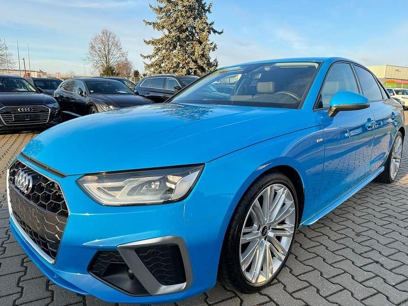 Gebraucht Audi A4 S-Line 136 PS (100 kW) 2021 Blau Limousine