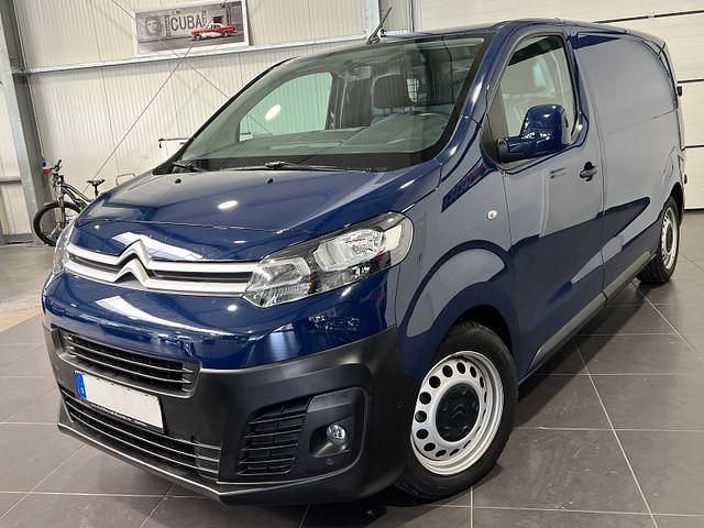 Blau Gebraucht 2017 Citroën Jumpy Profi Van / Kleinbus | 16.995 € (Teuer) - Bild 1/4