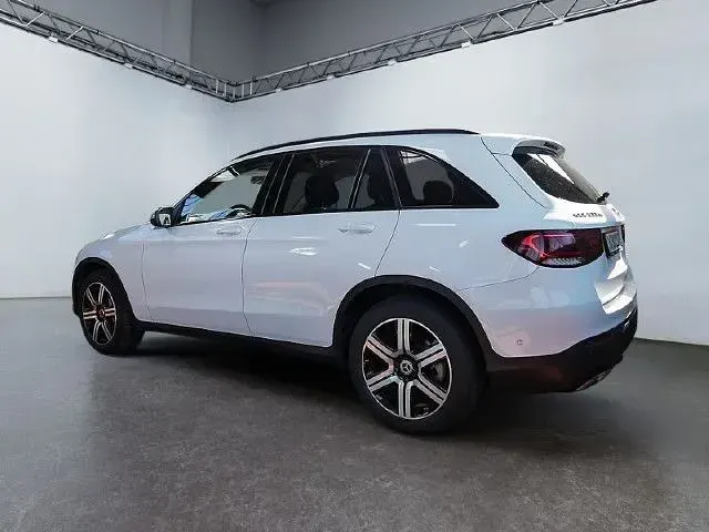 Gebraucht Mercedes GLC300de 306 PS (225 kW) 2022