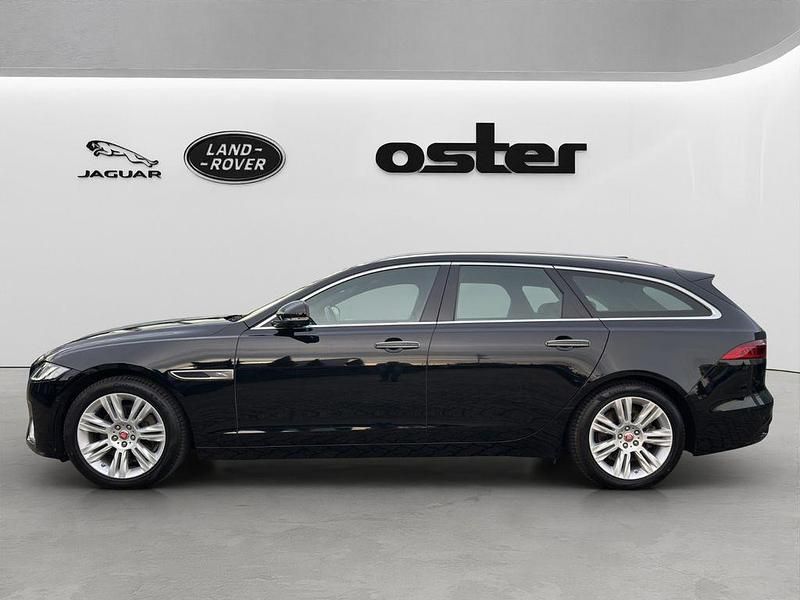 Gebraucht Jaguar XF Sportbrake S 204 PS (150 kW) 2021 Narvik black Kombi