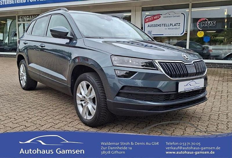 Grau Gebraucht 2020 Skoda Karoq Style SUV | 21.490 € (Guter Preis) - Bild 1/4