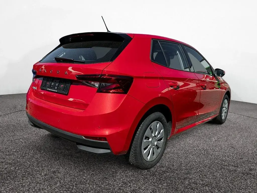 Gebraucht Skoda Fabia Ambition 80 PS (58 kW) 2023 Velvet rot Kleinwagen