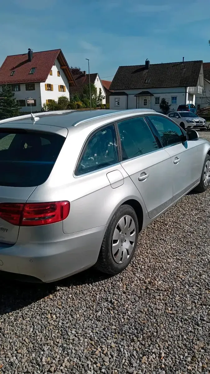 Second-hand Audi A4 160 CP (117 kW) 2009 Argintiu Break