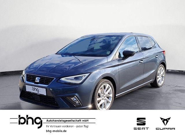 Magnetic grau metallic Gebraucht 2022 Seat Ibiza FR Limousine | 19.930 € (Fairer Preis) - Bild 1/4