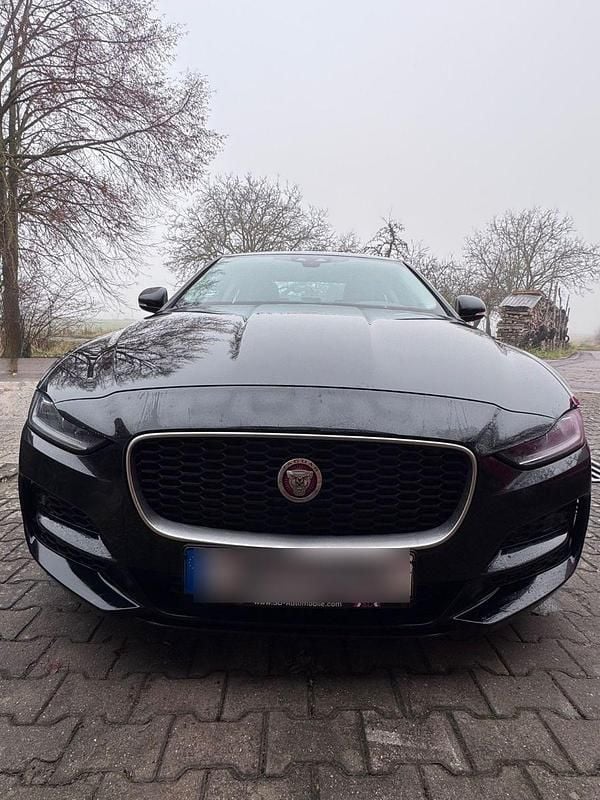 Gebraucht Jaguar XE SE 250 PS (183 kW) 2020 Schwarz Limousine