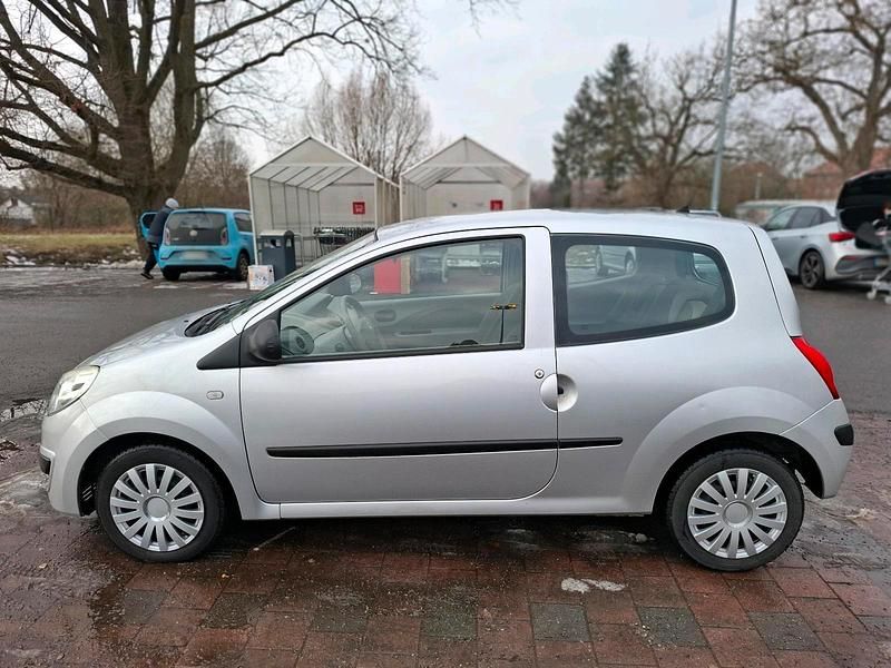 Gebraucht Renault Clio II 58 PS (42 kW) 2008 Silber Kleinwagen