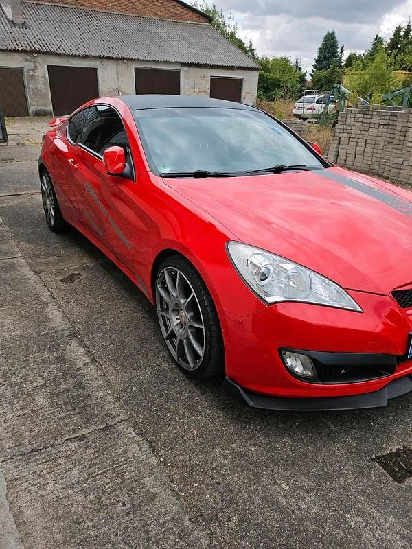 Andere außenfarben Gebraucht 2011 Hyundai Genesis Coupé | 10.900 € (Superpreis) - Bild 1/4