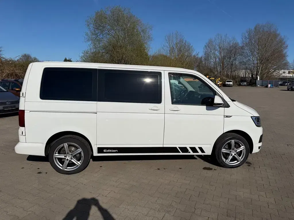Gebraucht VW Caravelle 150 PS (110 kW) 2017 Weiß Van