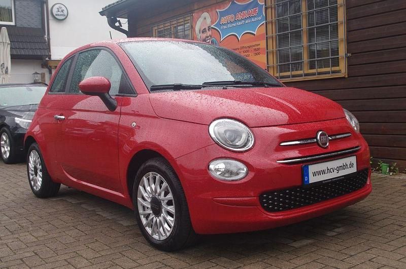 Rosso corsa/sfrontato/argilla/ Gebraucht 2020 Fiat 500 Lounge Kleinwagen | 11.990 € (Fairer Preis) - Bild 1/4
